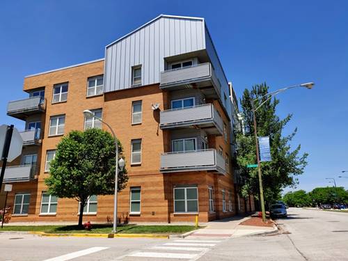 3522 S State Unit 403, Chicago, IL 60609