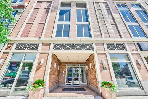 720 W Randolph Unit PH2, Chicago, IL 60661