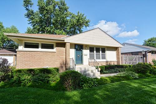 1192 Hiawatha, Elgin, IL 60120