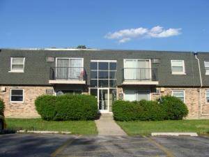 9982 S 84th Unit 33-303, Palos Hills, IL 60465