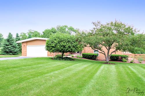 1402 Appaloosa, Mchenry, IL 60051