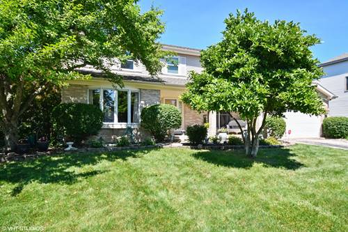 681 Matthew, Carol Stream, IL 60188