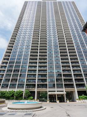 1560 N Sandburg Unit 4109, Chicago, IL 60610