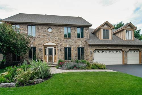 1415 Saranell, Naperville, IL 60540