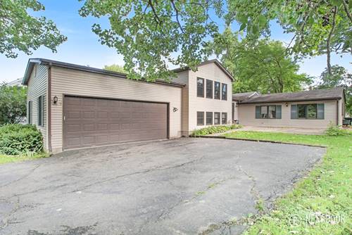 1216 Ronzheimer, St. Charles, IL 60174