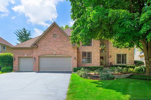 185 Glen Arbor, Glen Ellyn, IL 60137