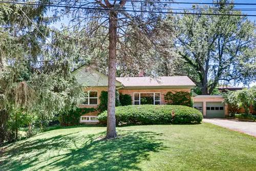 716 Olson, Woodstock, IL 60098