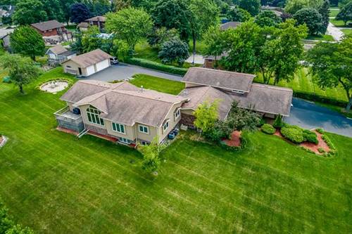 3N541 Linda, Addison, IL 60101