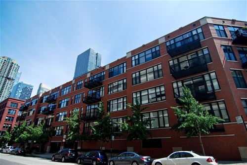 333 W Hubbard Unit 302, Chicago, IL 60654