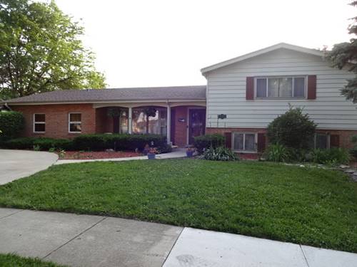 330 N Country Club, Addison, IL 60101