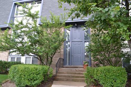 2005 Ammer Ridge Unit 301, Glenview, IL 60025