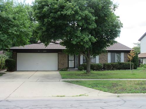 1377 Appomattox, Carol Stream, IL 60188