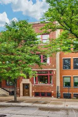 915 N La Salle, Chicago, IL 60610