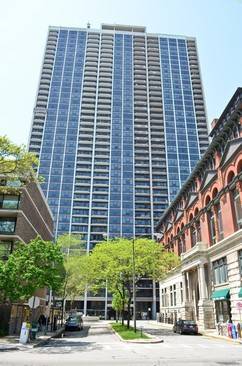 1560 N Sandburg Unit 4002, Chicago, IL 60610