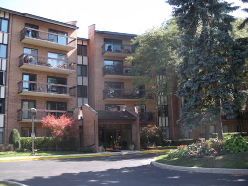 601 Lake Hinsdale Unit 308, Willowbrook, IL 60527