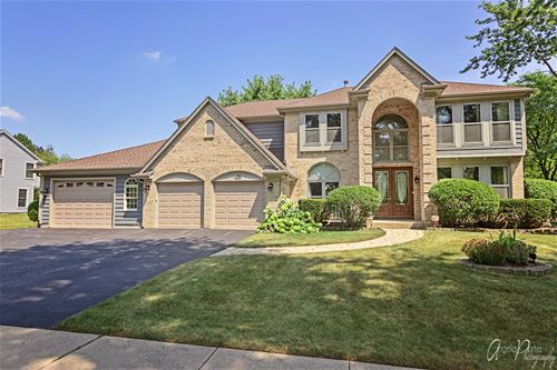 27 S Royal Oak, Vernon Hills, IL 60061