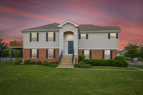 746 Legend Unit 15-1, Mchenry, IL 60050