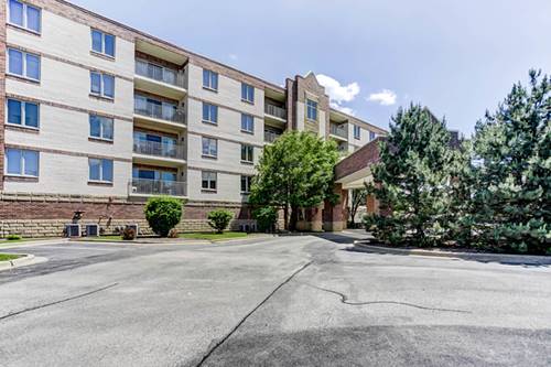 201 Brush Hill Unit 308, Elmhurst, IL 60126