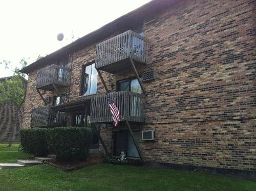 8306 Woodland Unit E, Darien, IL 60561