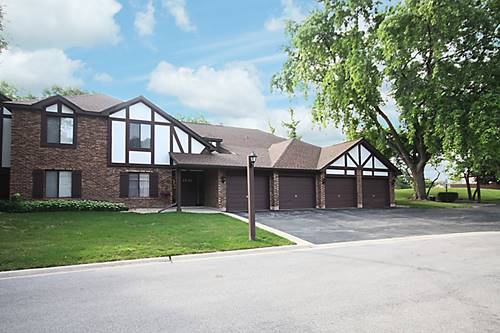 1737 Harrow Unit B, Wheaton, IL 60189