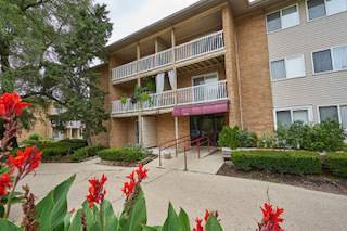 930 Beau Unit 102, Des Plaines, IL 60016