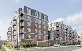 250 S Naperville Unit 4312, Wheaton, IL 60187