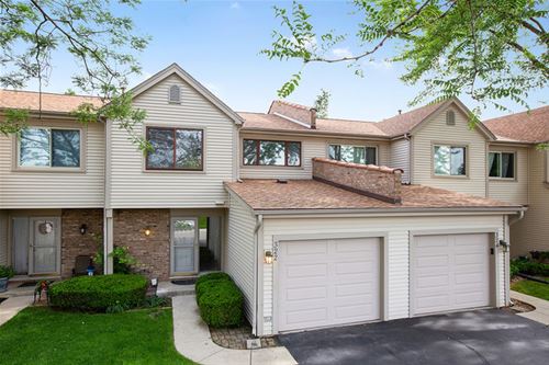 322 E Forest Knoll, Palatine, IL 60074