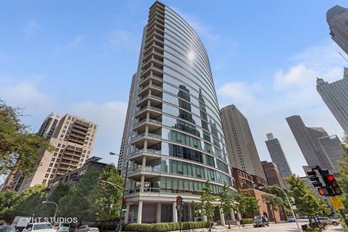 30 W Oak Unit 5E, Chicago, IL 60610