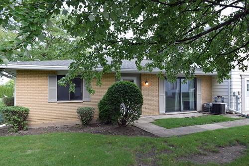 123 Brewster Unit B, Bloomingdale, IL 60108