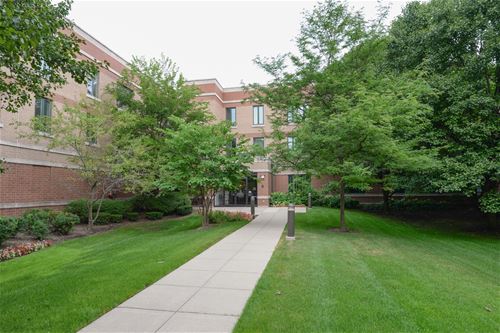 891 Central Unit 221, Highland Park, IL 60035