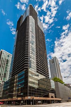 10 E Ontario Unit 3305, Chicago, IL 60611