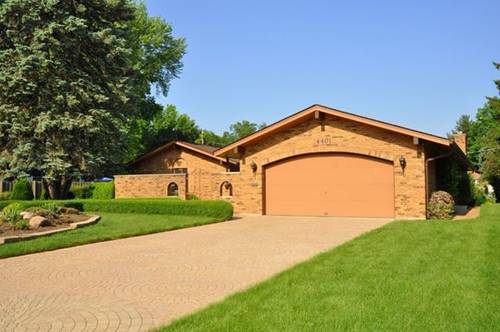 440 Wing Park, Elgin, IL 60123