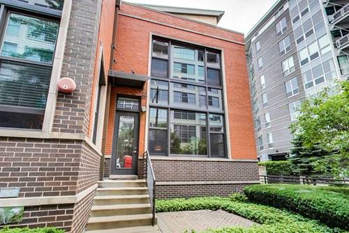 903 N Kingsbury, Chicago, IL 60610