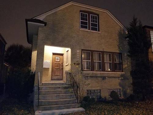 2745 W Greenleaf, Chicago, IL 60645