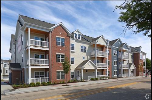 40 W Main Unit 101, Lake Zurich, IL 60047