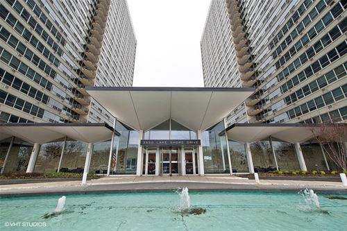 3550 N Lake Shore Unit 2108, Chicago, IL 60657