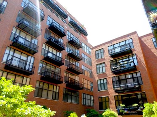 333 W Hubbard Unit 303, Chicago, IL 60654