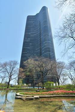 505 N Lake Shore Unit 2113, Chicago, IL 60611