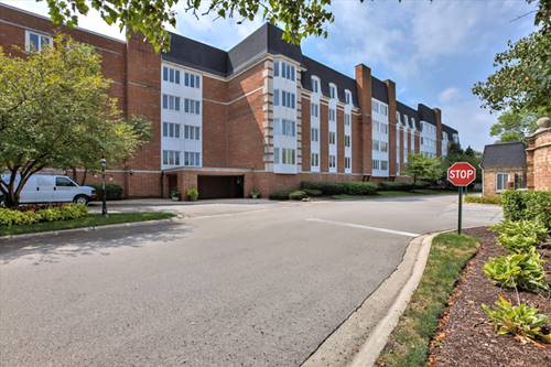 50 Lake Unit 616, Buffalo Grove, IL 60089