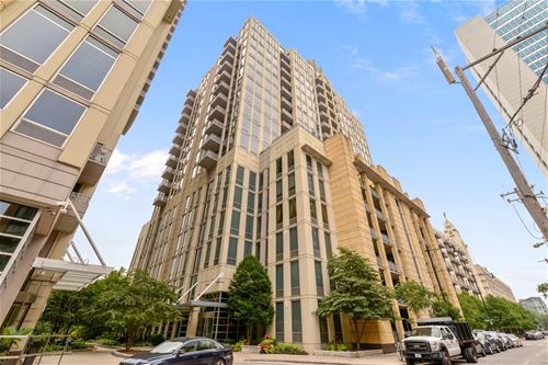 720 N Larrabee Unit 813, Chicago, IL 60610