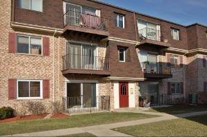 876 S Plum Grove Unit 307, Palatine, IL 60067