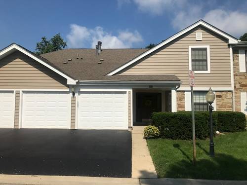 88 Ashcroft Unit A2, Schaumburg, IL 60193