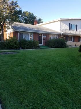 8731 N National, Niles, IL 60714