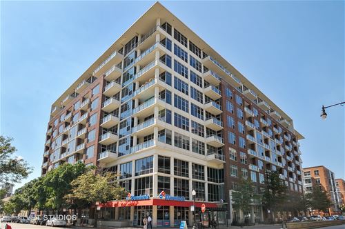 901 W Madison Unit 820, Chicago, IL 60607