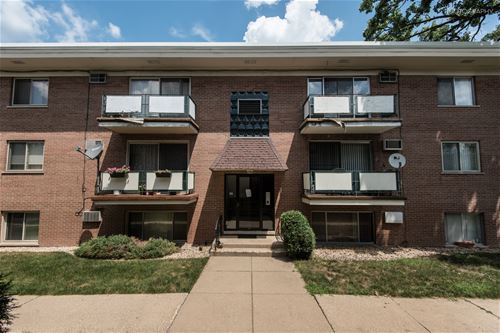 7430 W 111th Unit 706, Worth, IL 60482