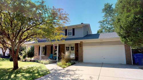 1894 Cambridge, Wheaton, IL 60189