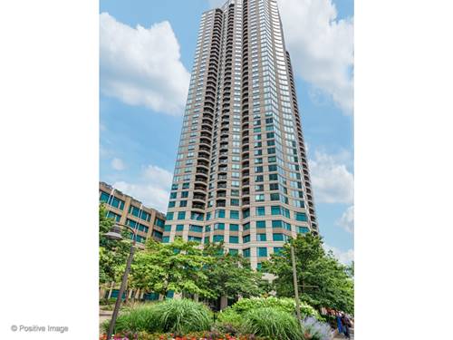 400 N LaSalle Unit 3410, Chicago, IL 60654