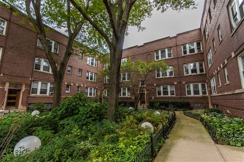 4728 N Racine Unit 2E, Chicago, IL 60640