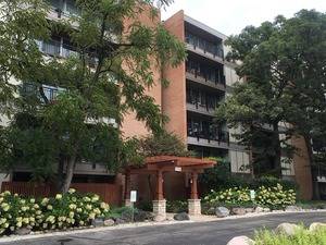 5950 Oakwood Unit 1F, Lisle, IL 60532