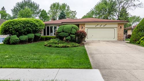 7714 Stratford, Darien, IL 60561